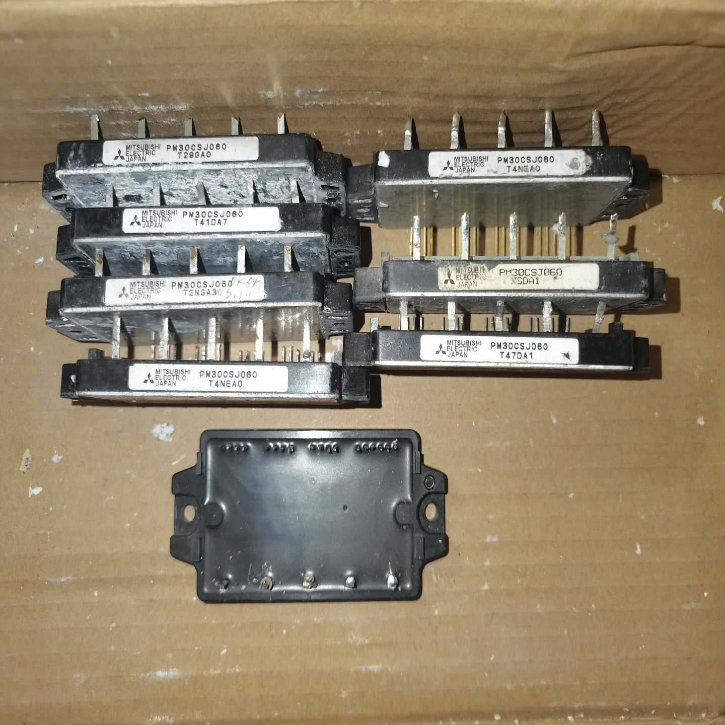 PM30CSJ060，，功能！~询价