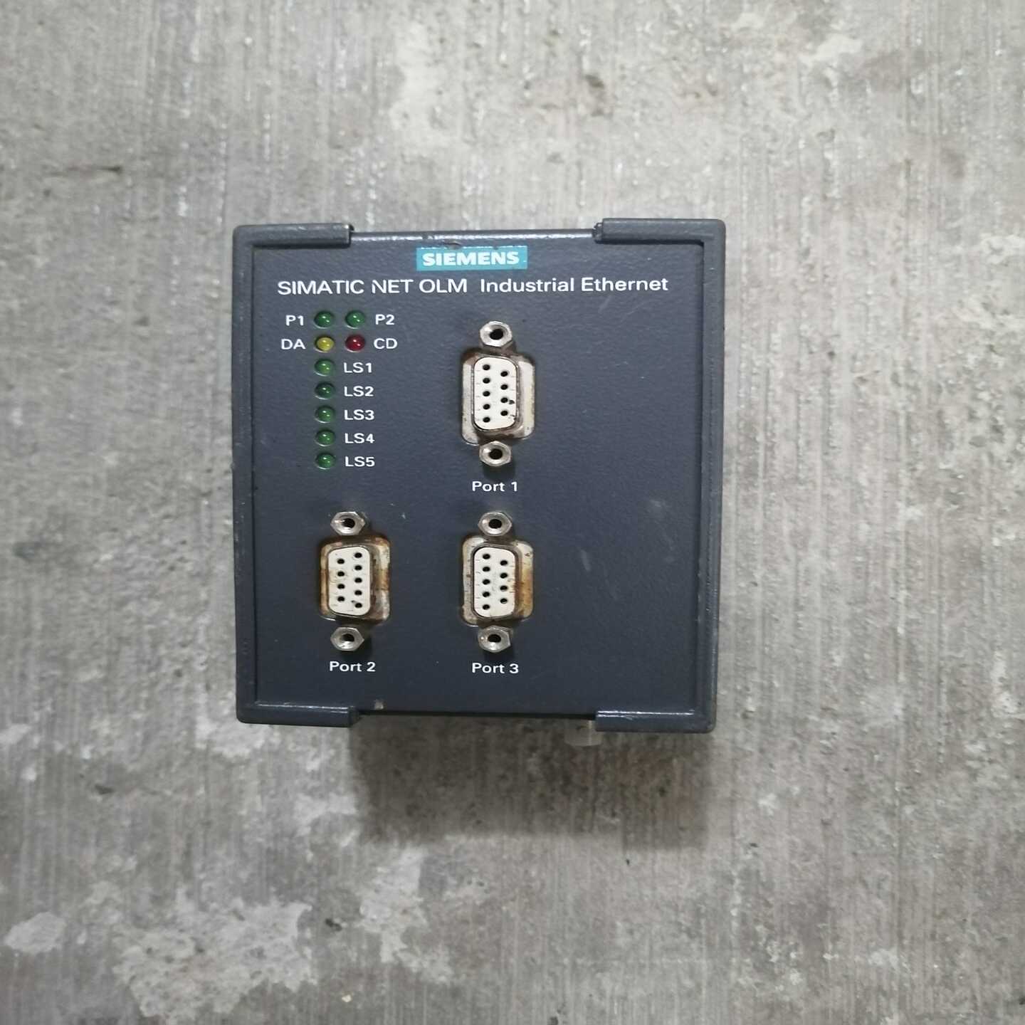 6GK1102—4AA00光纤通迅模块实物图。询价