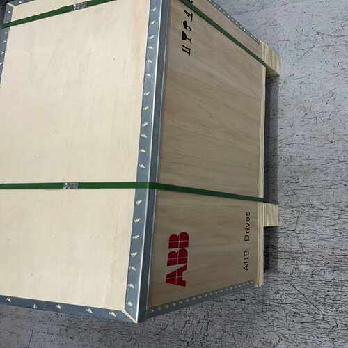 ACS880-01-032A-4 ABB变频器， 全拍前询价