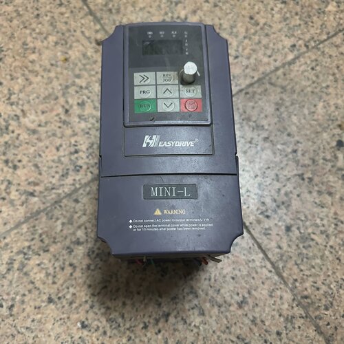 易驱变频器MINIL4T0007M16380v0.7-议价