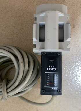 CKD压力开关APS-6W，拆机品，成色如图，白色外壳，带数--议价商