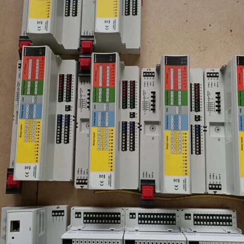 寻原装XF823AXF830AXCL8010A模块控制器