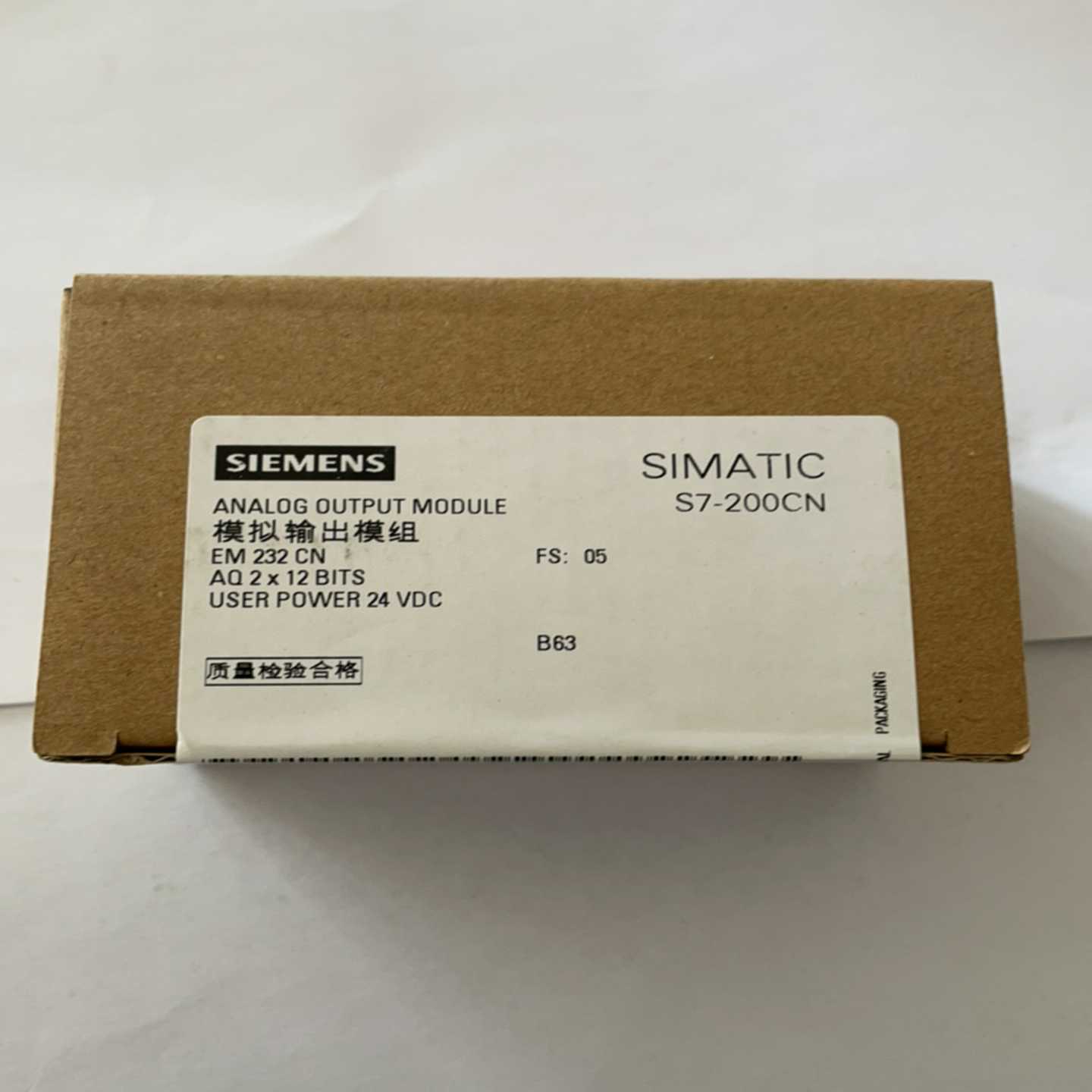 全新未拆封西门子S7-200CN模拟量输出模组EM232C-询价客服