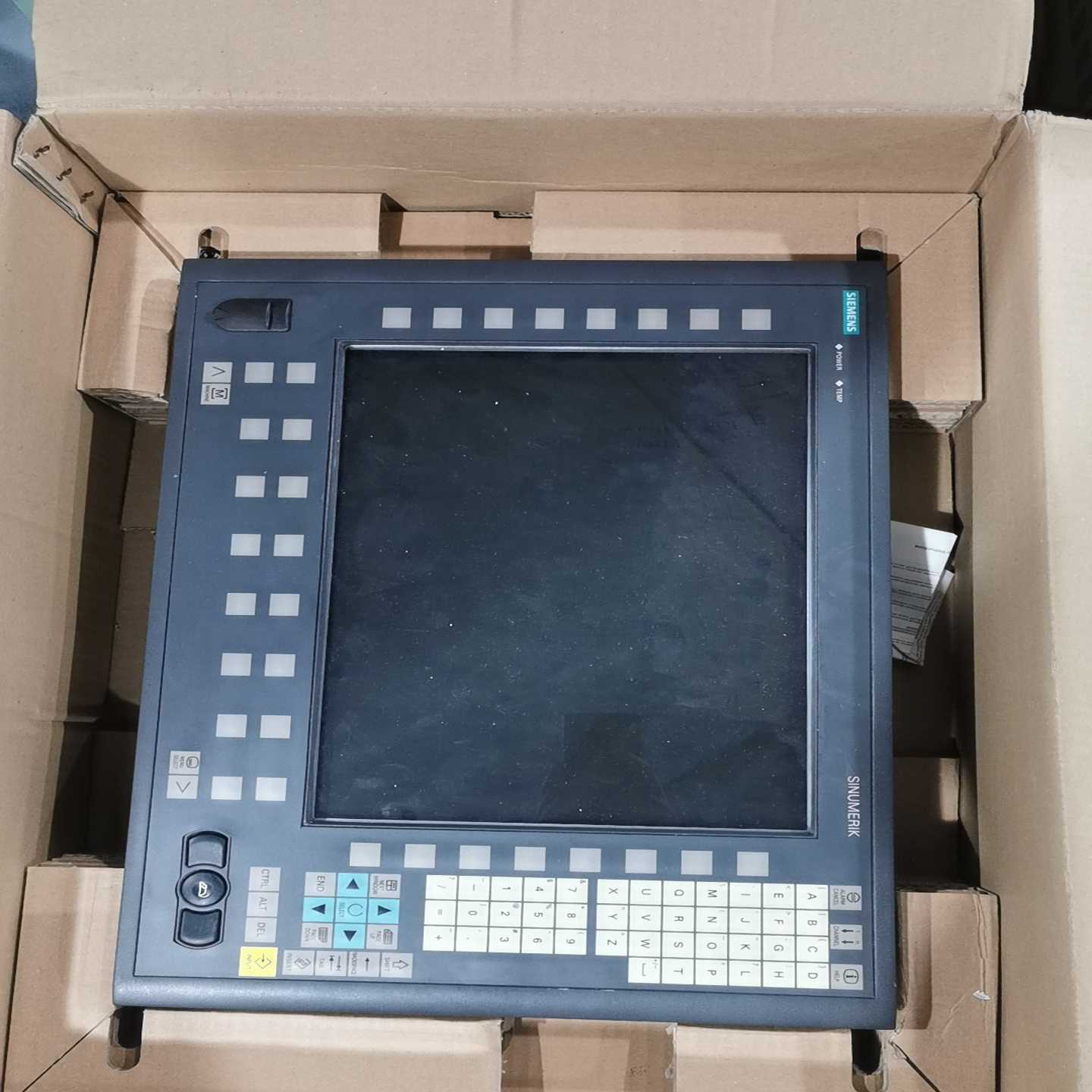 询价~6FC5203-0AF05-0AB0 OP015A屏