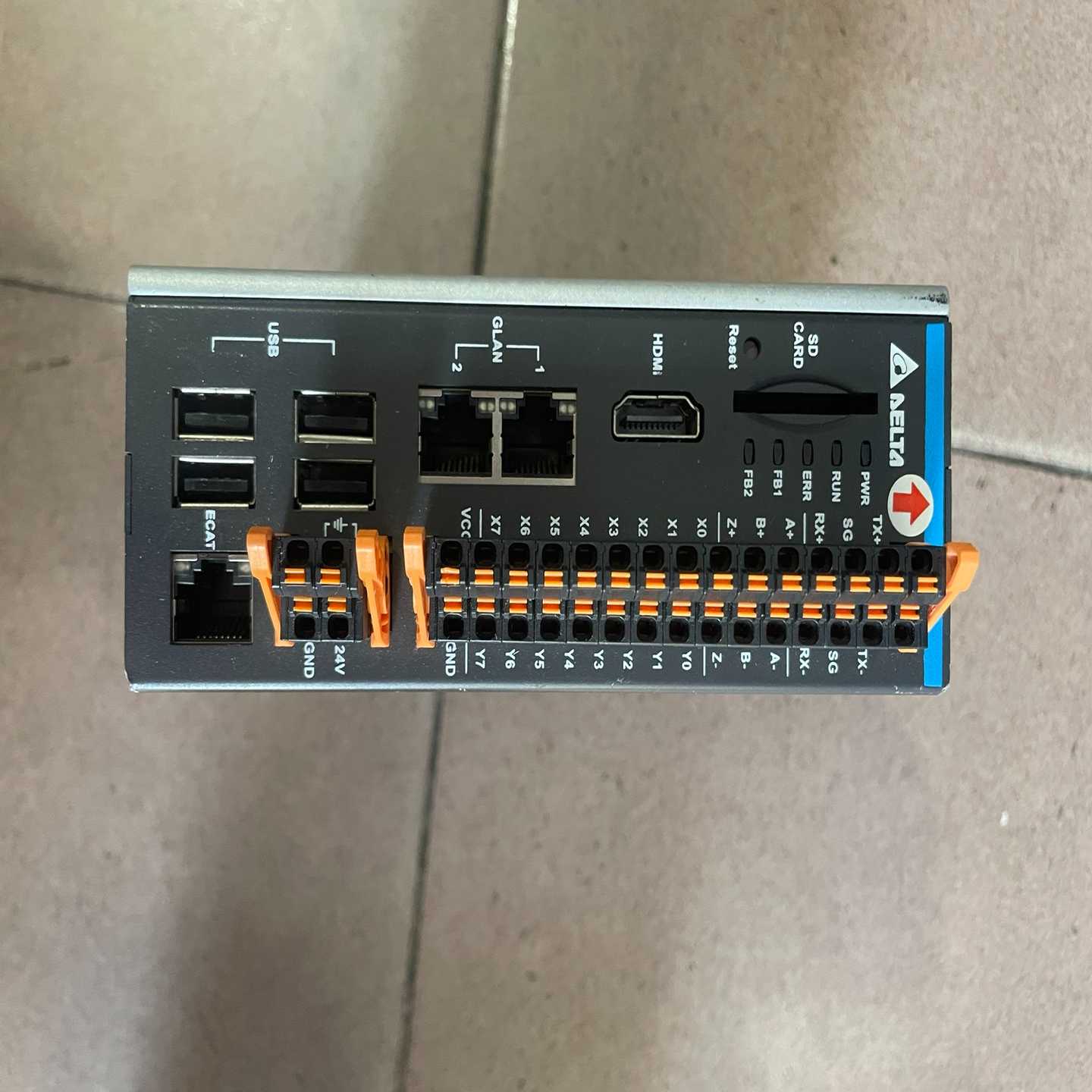 询价台达运动控制器AX-816EP0MB1T，16轴工控机，二手