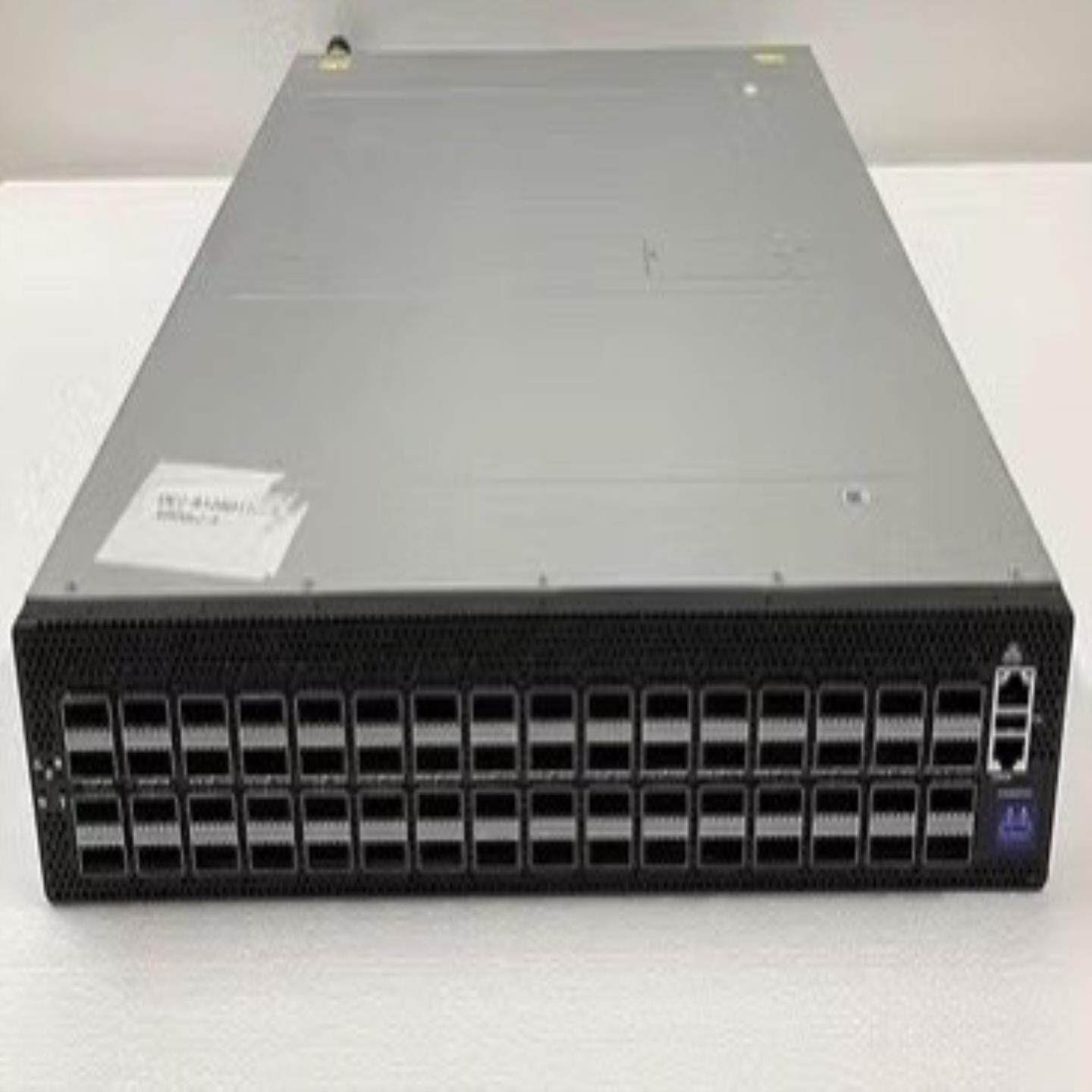 MeIIanox SN4600 64个100G干翻华为CE8