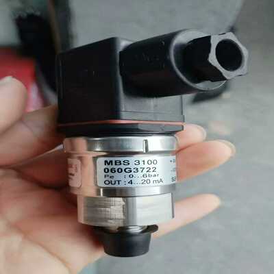 丹佛斯压力传感器060G3722，全新原厂件现货带包装，议价--议价商