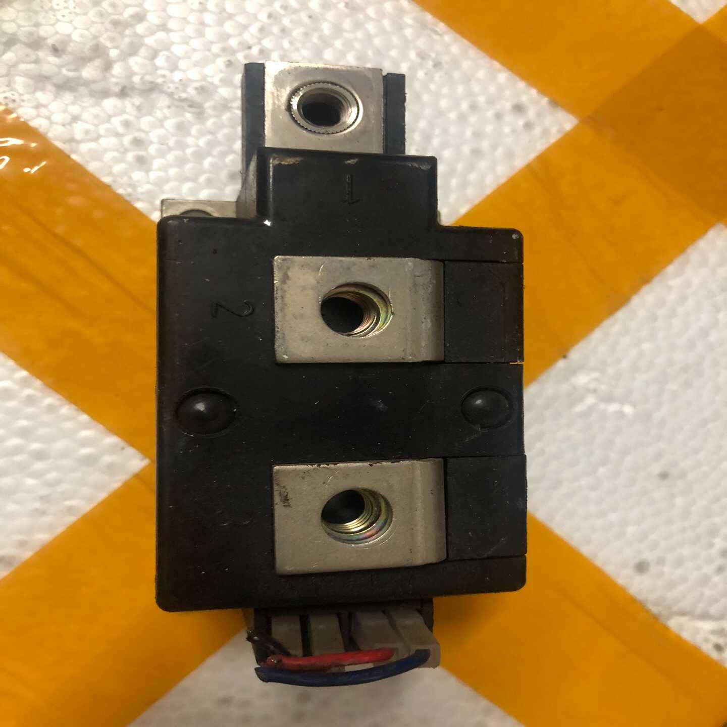 【议价】交流接触器LC1D65M7C2个