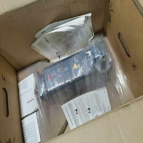 1FT5062-1AC71-4EA0电机，未使用过~询价