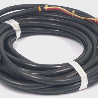 Nouveau Cable FANUC A6608004T404L14R83 A6608004T404