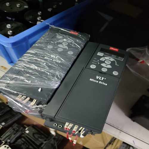 VLT丹佛斯变频器132F0024~询价