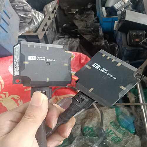 40个V680S-HMD63-EIP，成色如图，带~询价