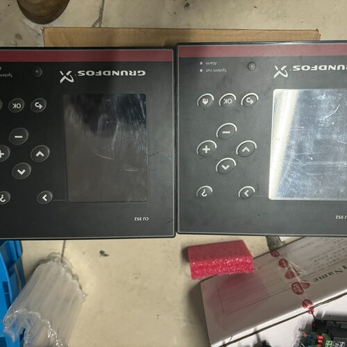 【询价】GRUNDFOS格兰富 控制器CU352件，成色如图，还
