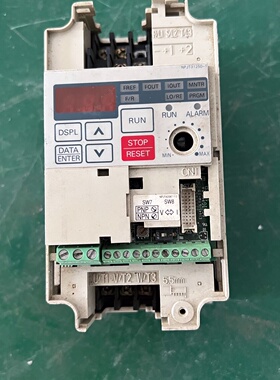 安川变频器CIMRJ7AA20P10.1KW220V