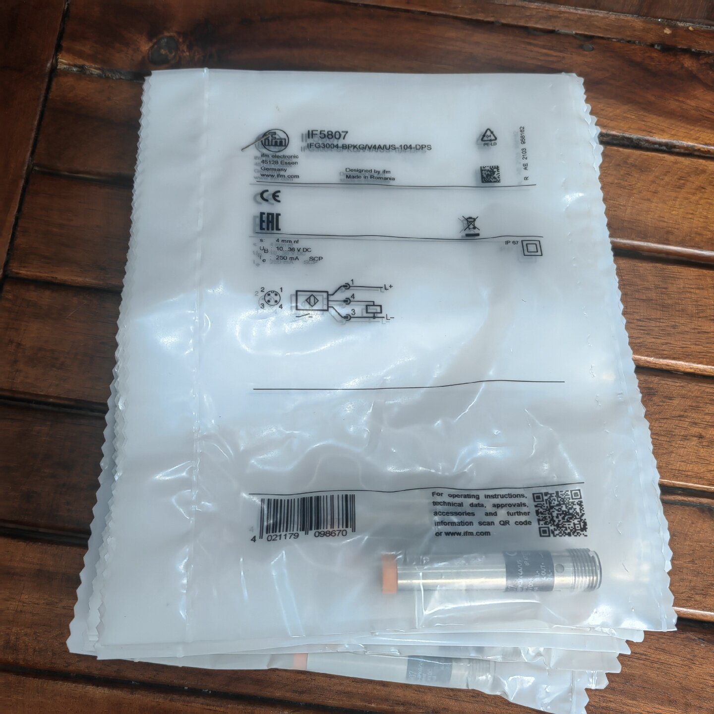 议价现货促销全新原装未IFM易福门IF5807接近开关实物照片大量 - 实物图