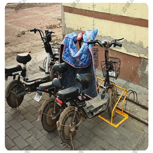 不锈钢自行车停车架圆笼单车摆放架分体卡位式可调节螺旋式停放架