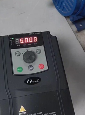 日业变频器4KWCM528A04T4R0G5R5PB议价