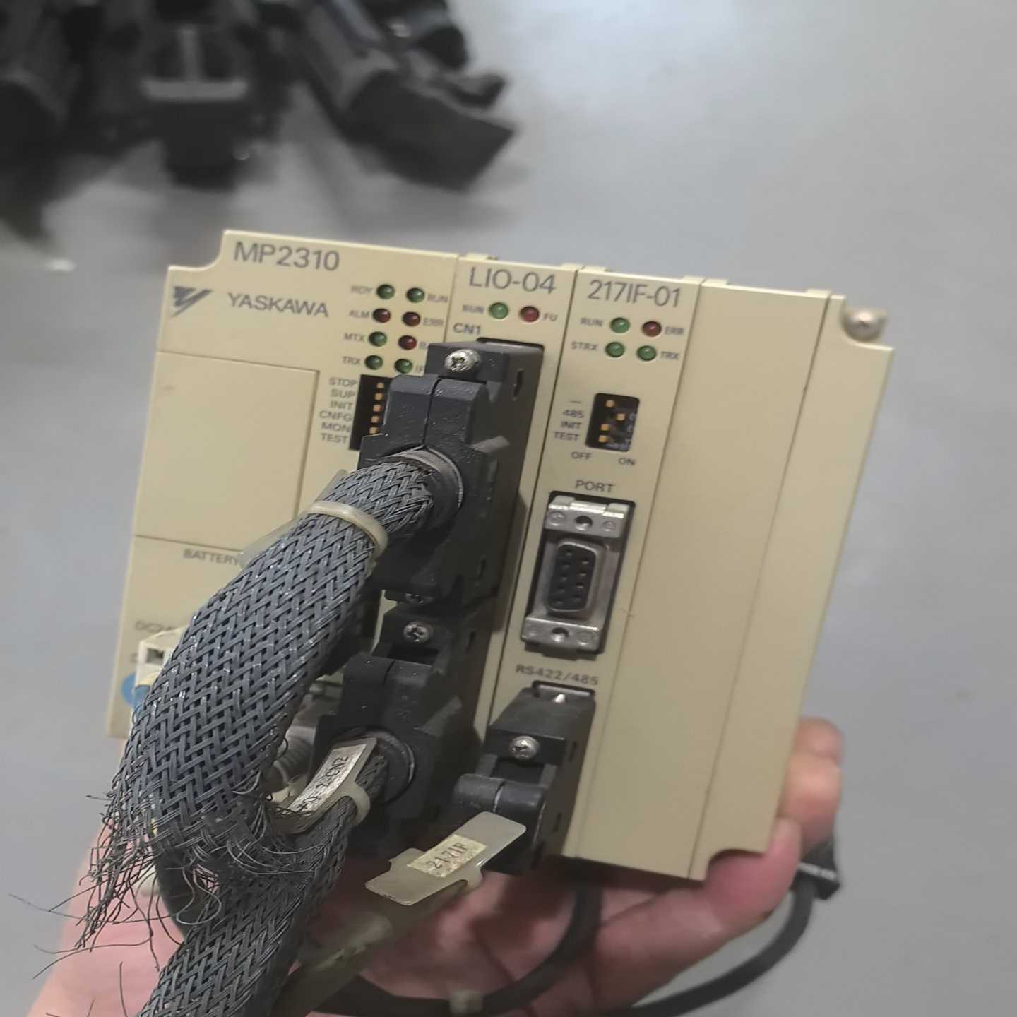 安川控制器MP2310，LI0-04，217IF-0询价