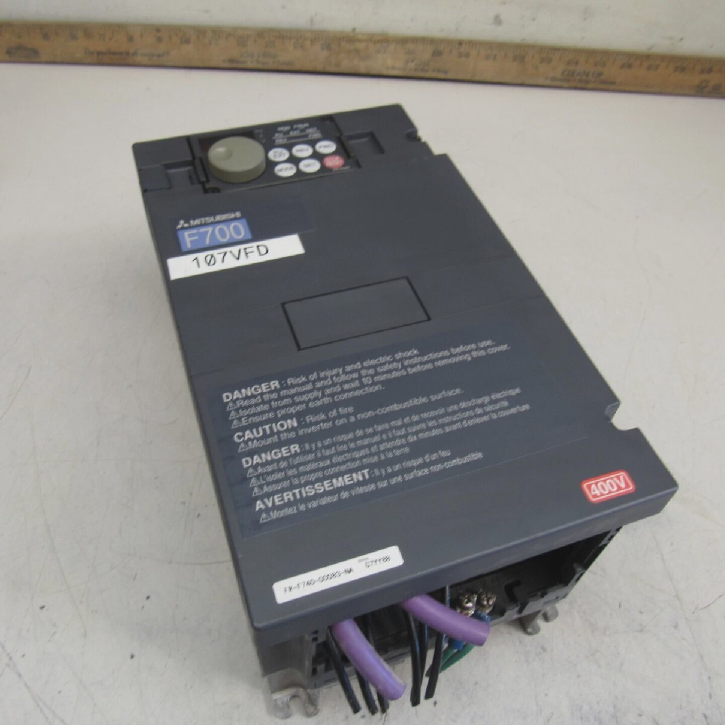 三菱F700交流电驱动FRF74000083NA5HP3Ph380480V二手