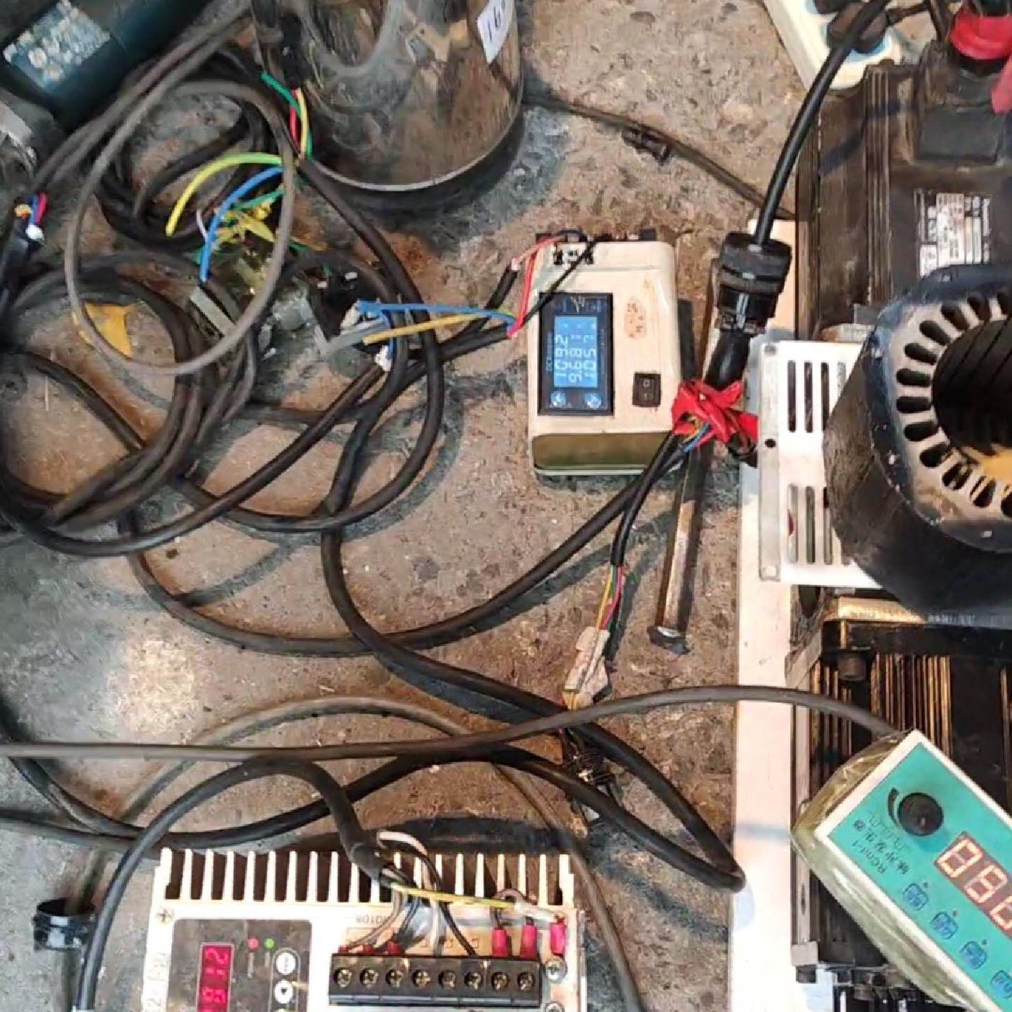 松下2kw永磁发电机，420转24v100w，230转12v--议价商品