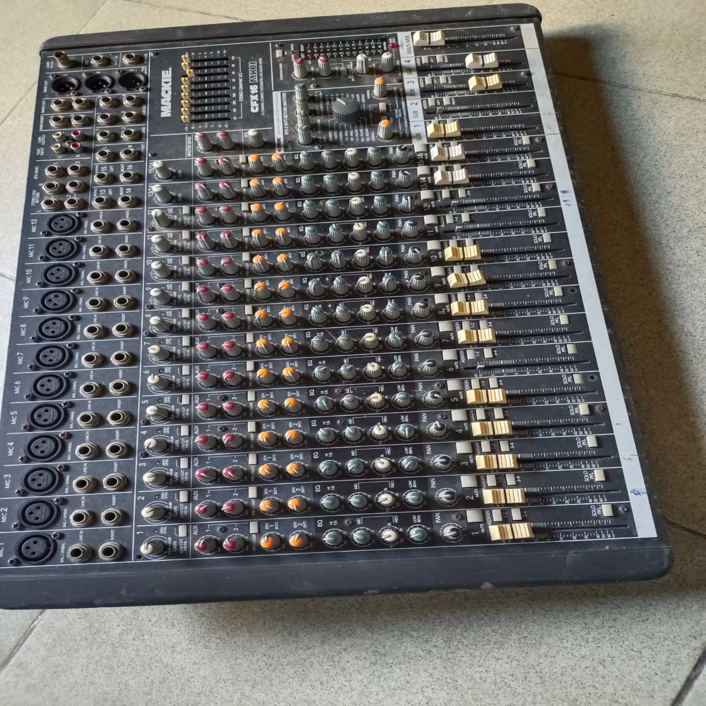 询价~美奇 CFX16 MK2 调音台，测试正常开机使用，其它功能