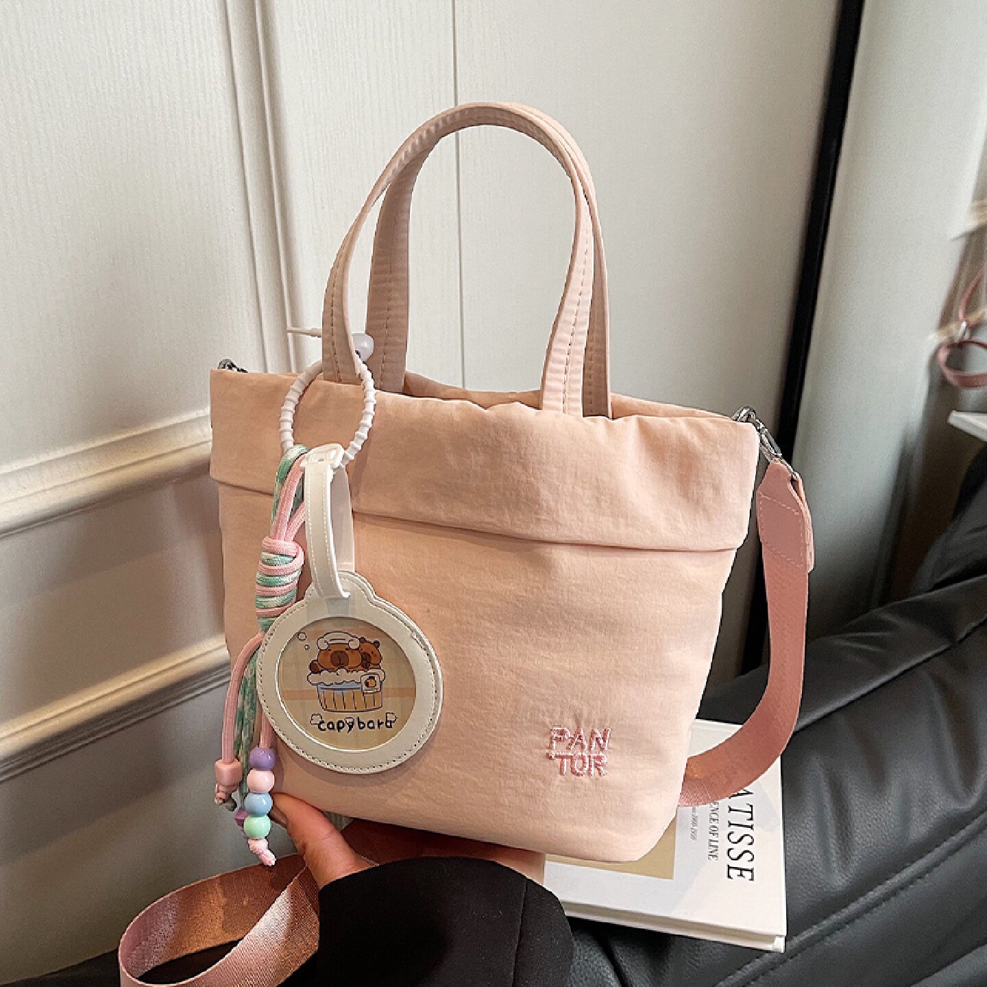 休闲包包女式2025新款流行时尚百搭手拎包轻便布包单肩斜挎水桶包