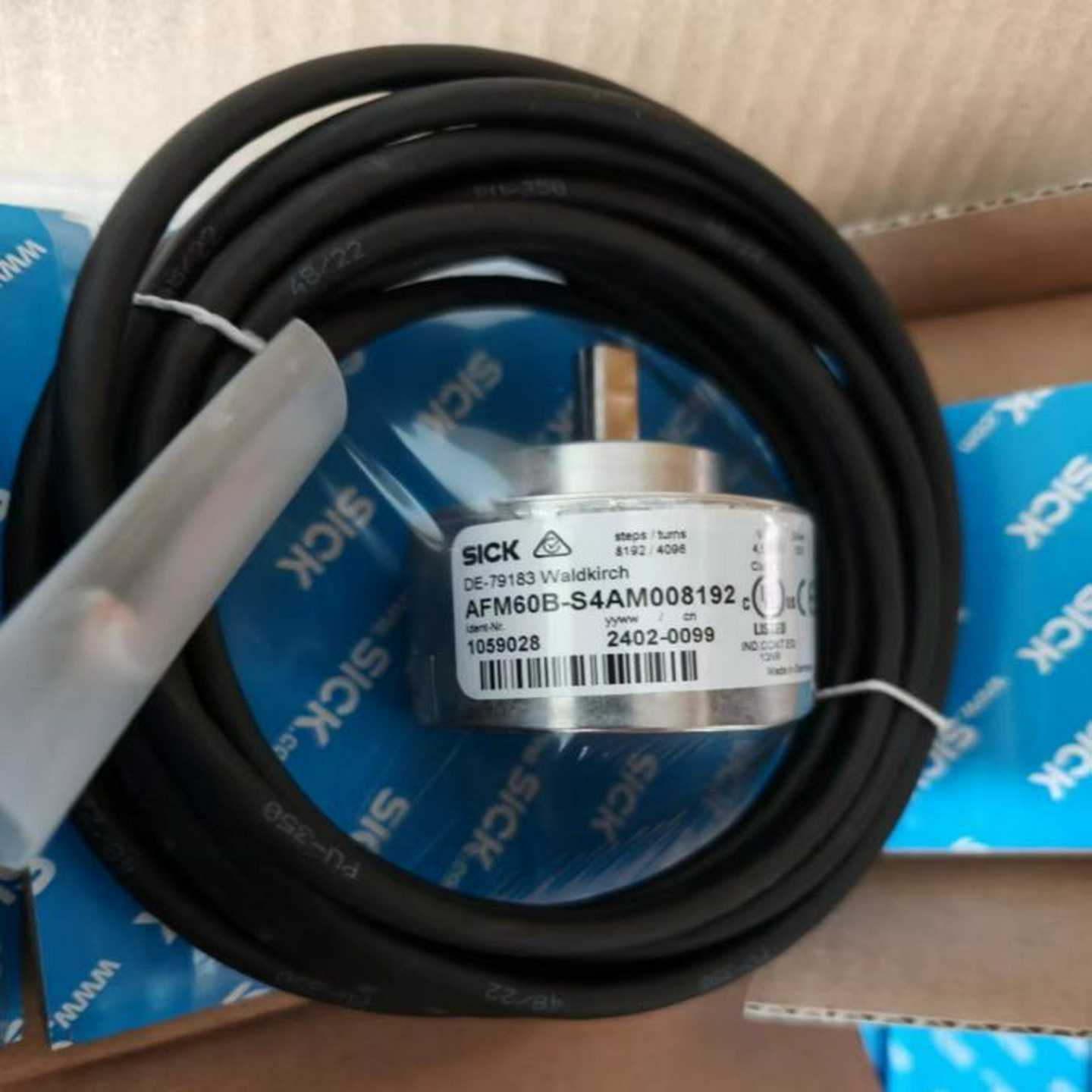 堡盟运动控制传感器HOG86j.2MTH6DN2048I德国Baumer进口编码