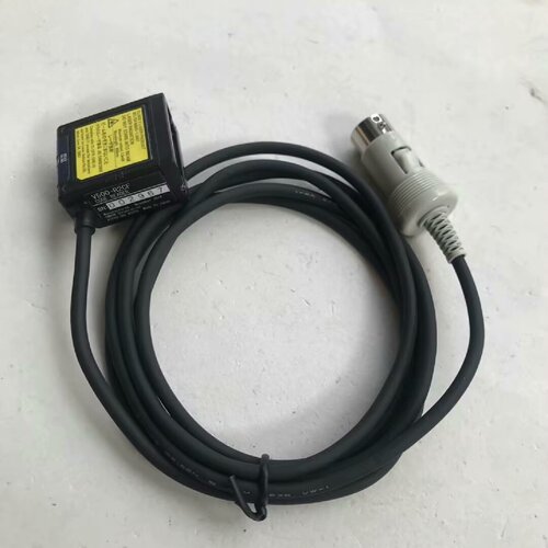 询-V500R2CF读码器条形码激光读数头功能正常