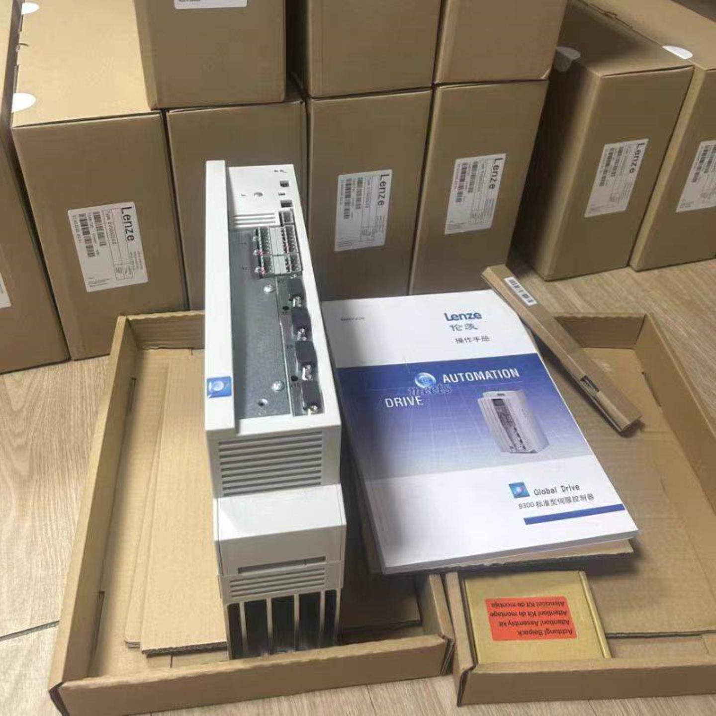 配件E82EV552K4B E82EV751K2B 伦茨变频器现货包邮咨询议价议价