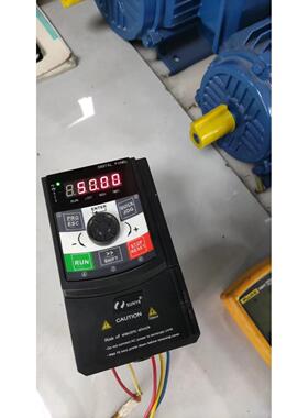 日业变频器15KWCM530H-4T1R5GB2R2P