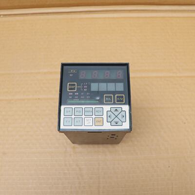 YAMATAKE SDC200 Steuergert