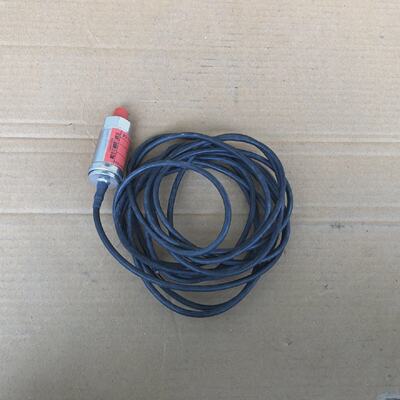 DANFOSS AKS33 DRUCKSENSOR 060G2058