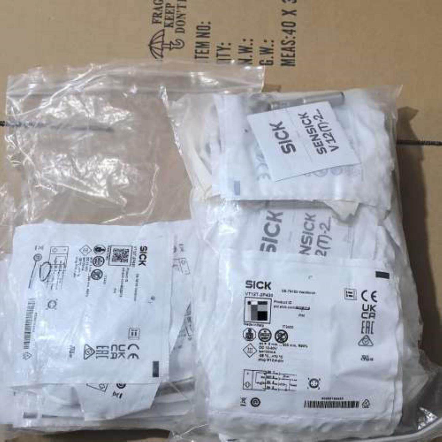 售前询价维修议价德国SICK西克VT12T-2P430漫反射光电感测