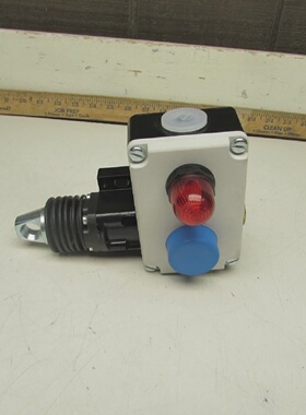 SIEMENS 3ES71401BD000AS0  LIMIT SWITCH  6A 400V  NNIB MAKE O