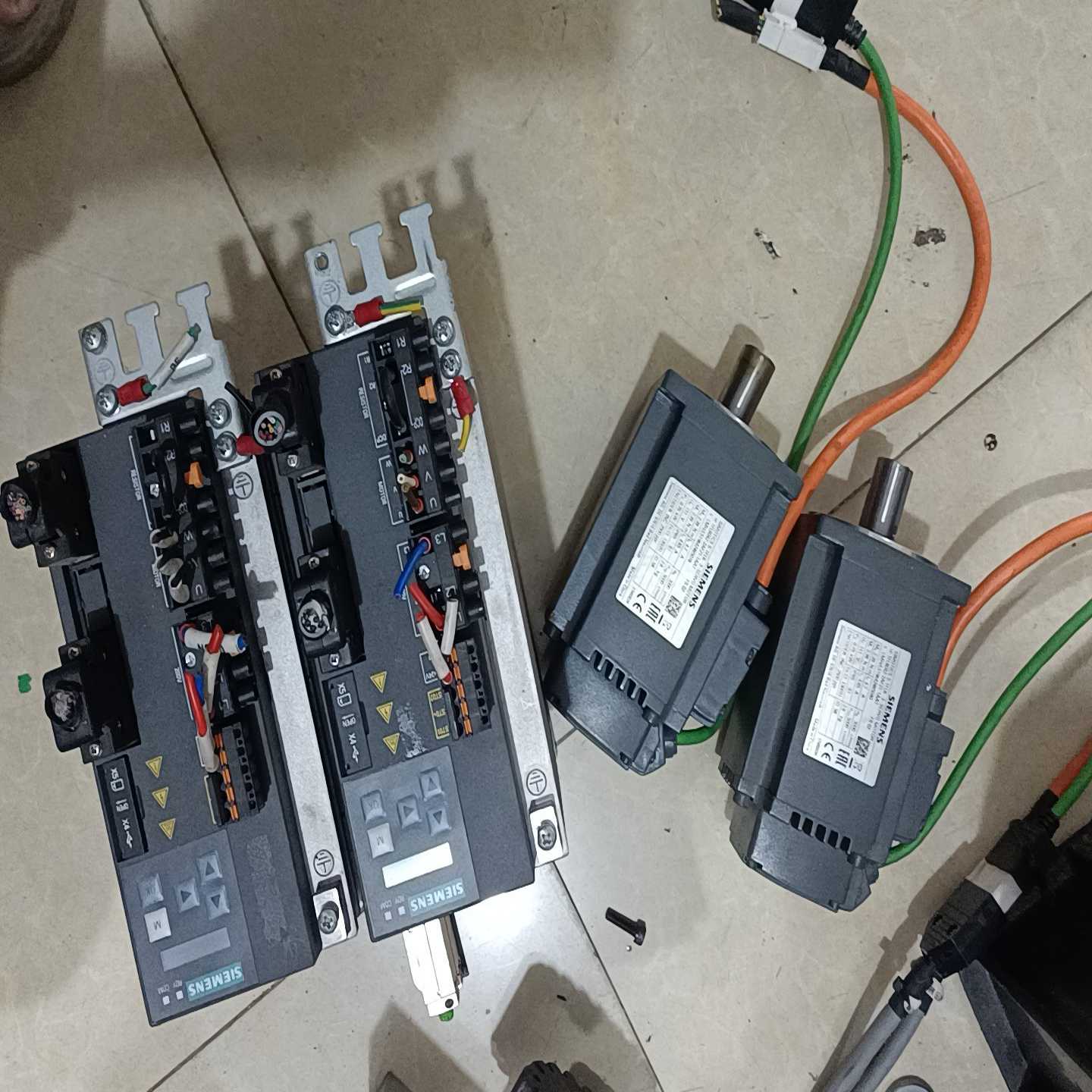 询价0.75kw伺服驱动器6SL3210-5FB10-