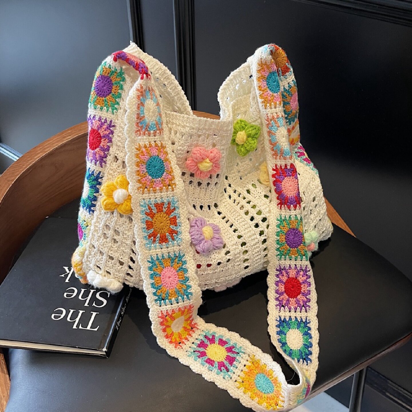 夏季民族风斜挎包包女2025新款花朵编织包袋度假大容量通勤托特包