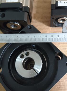 130和750w同牌子中伟行星减速机：WAB115一L2一0--议价商品