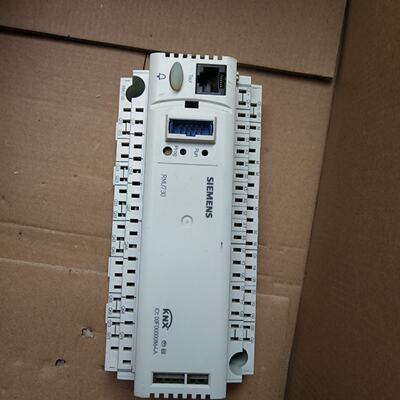 西门子控制器RMU7302正品拆机实物如图所示448--议价商品