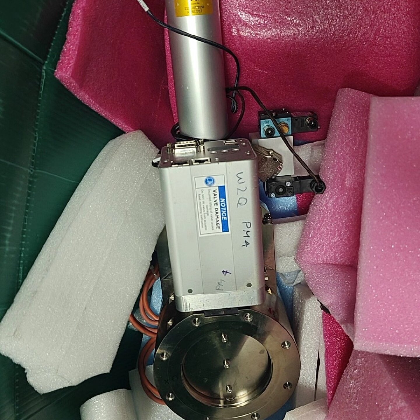 瑞士VAT蝶阀控制器95340PIAXAQT1009议价