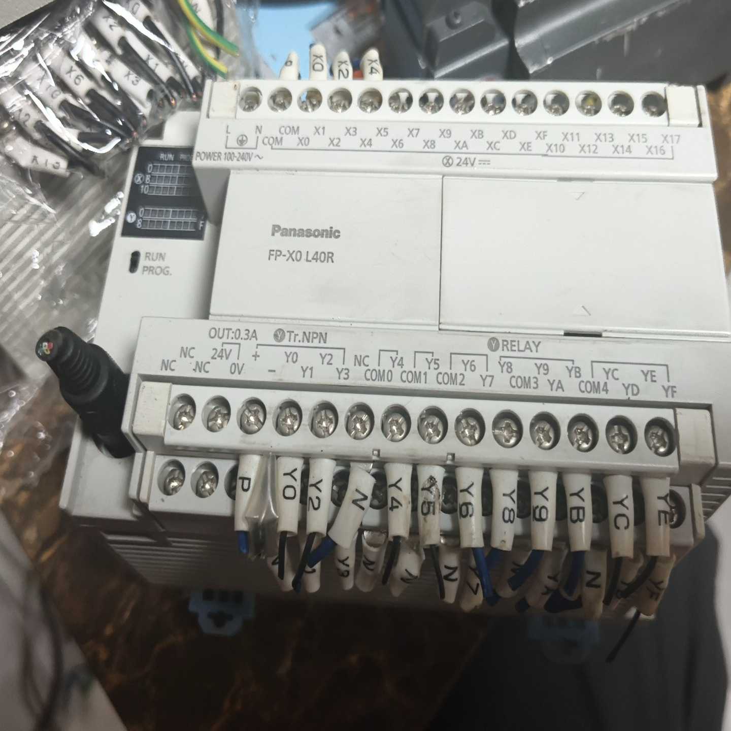 松下PLC控制器，型号FP-X0L40R，型号AFPX0L--议价商品