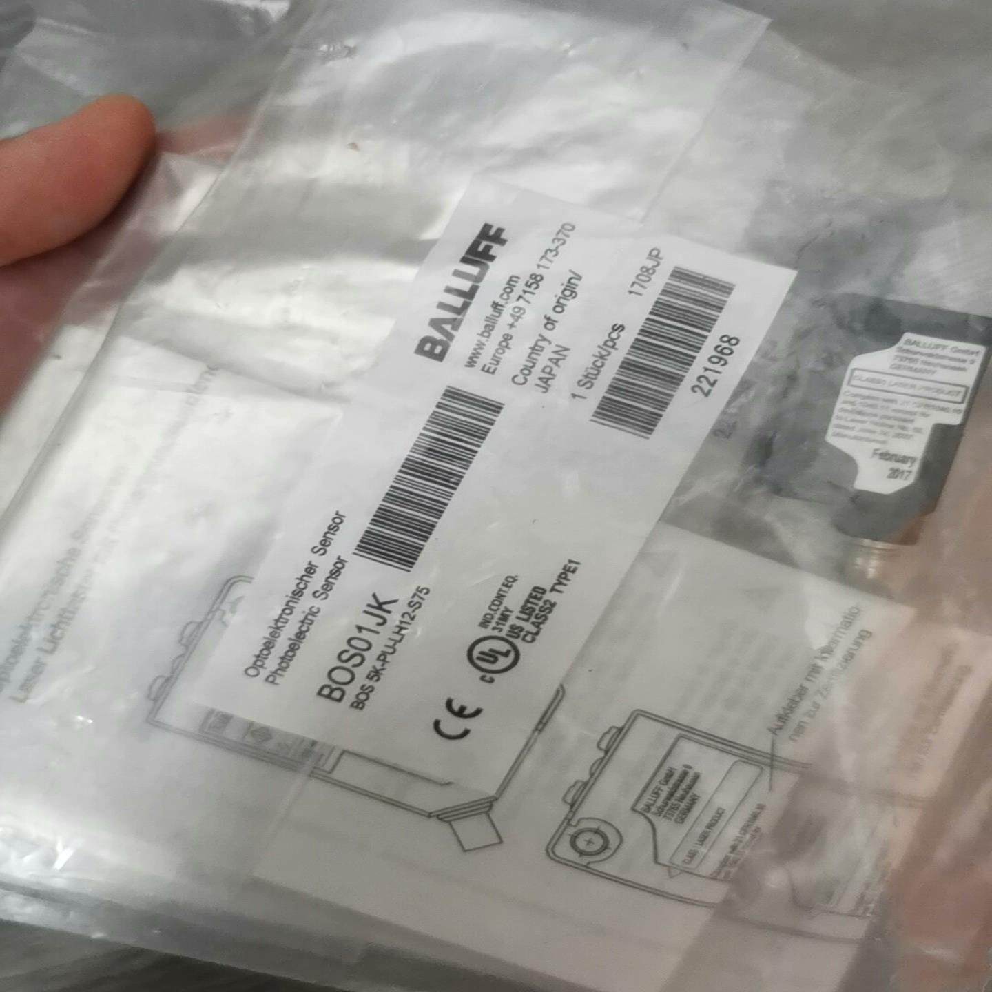 巴鲁夫全新原装BOS01JK背景消隐光电开关BOS 5K-P