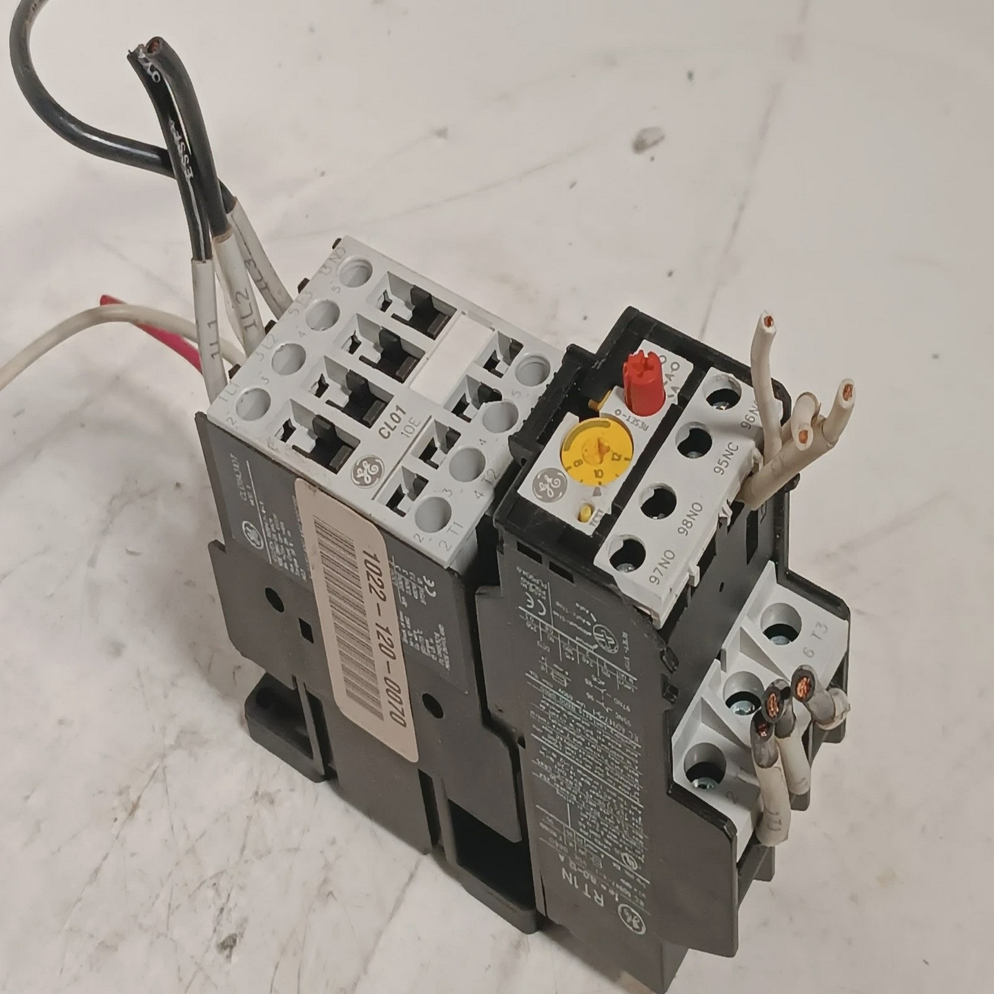 通用电气CL01A310T3极接触器带RT1N级10A过载继电器