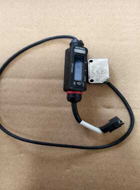基恩士KEYENCELR-X250激光传感器，实物拍摄，功--议价商品
