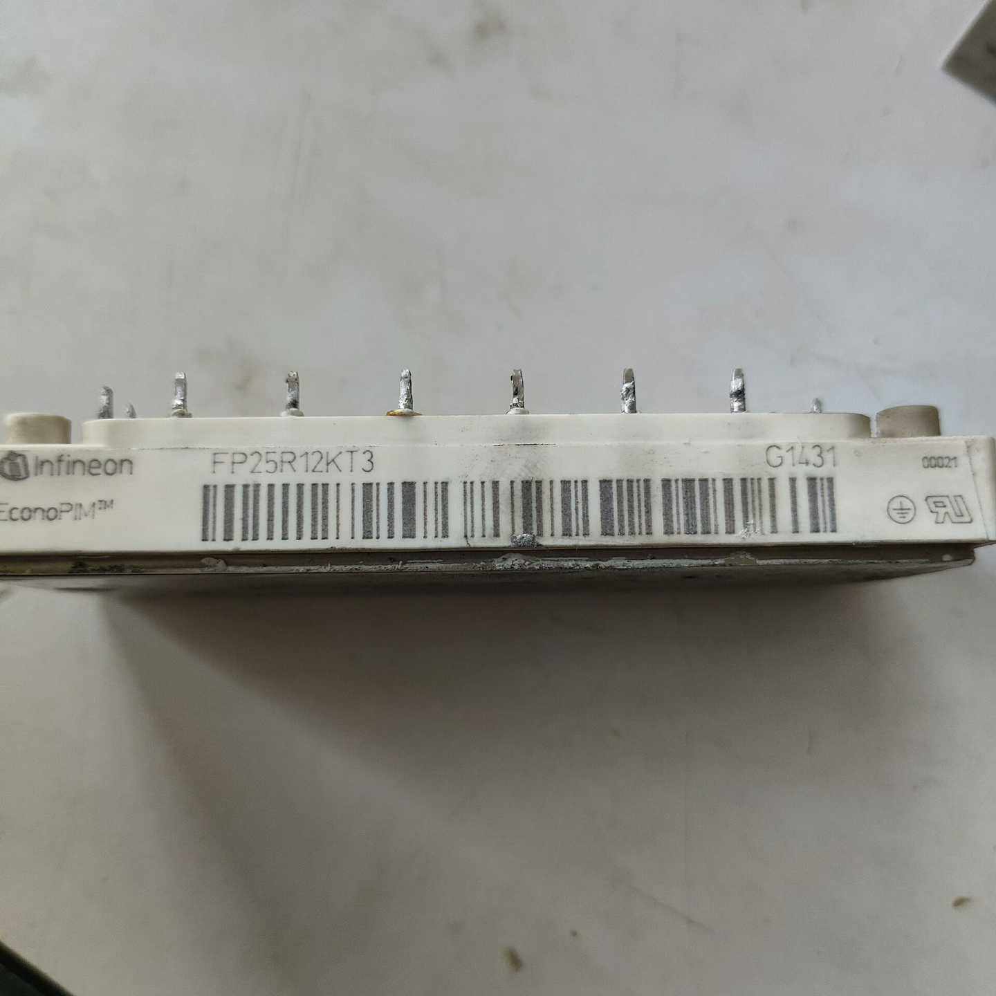 议价英飞凌模块FP25R12KT3   实物拍摄