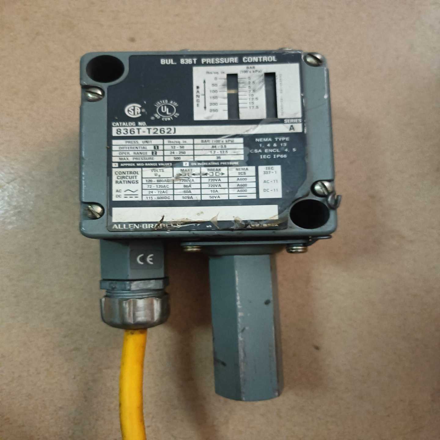 AB罗克韦尔压力控制开关，型号836T-T262J，成色看图--议价商品