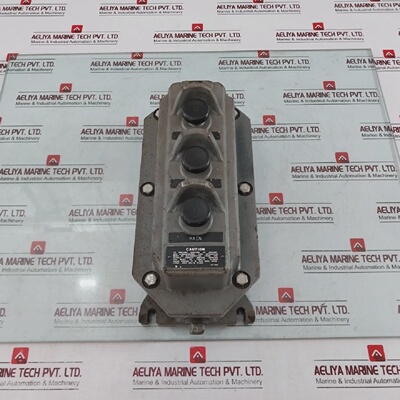 寻CutlerHammer 10250H4540A Pushbutton Control Station 600 Vo