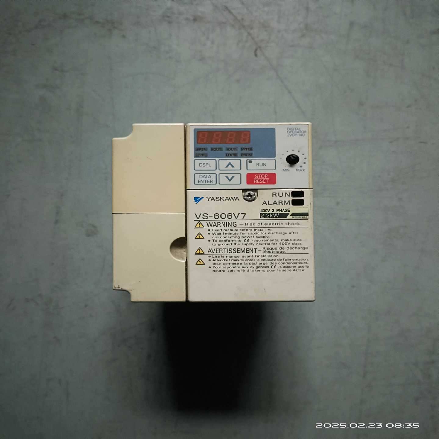 询价CIMR-V7AT42P2，安川变频器606V7系列，2.2