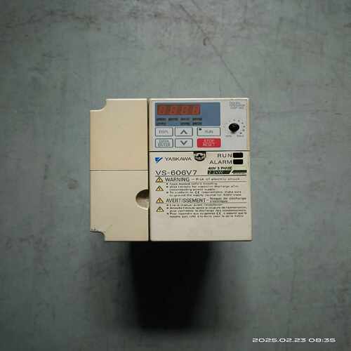 CIMR-V7AT42P2，安川变频器606V7系列，2.2~询价