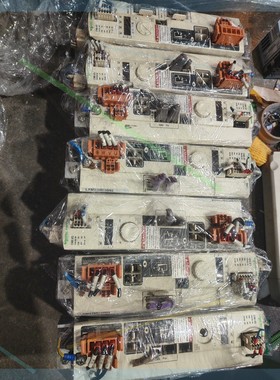 售前询价施耐d伺服驱动器LXM32AD30N4  9成色如图原装拆