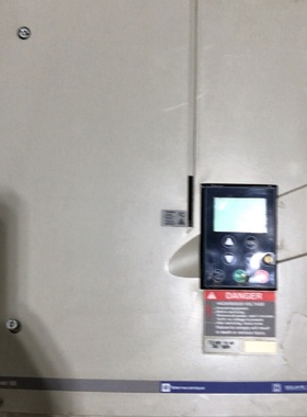 施耐德变频器ATV58HD12N14成色如图原装拆机不